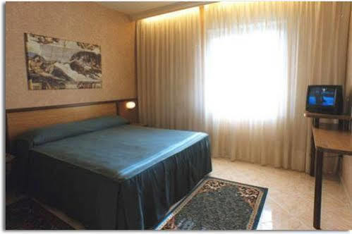 Grand Hotel Italiano Benevento Exterior foto