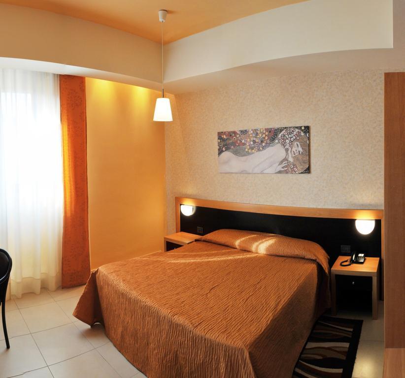 Grand Hotel Italiano Benevento Quarto foto
